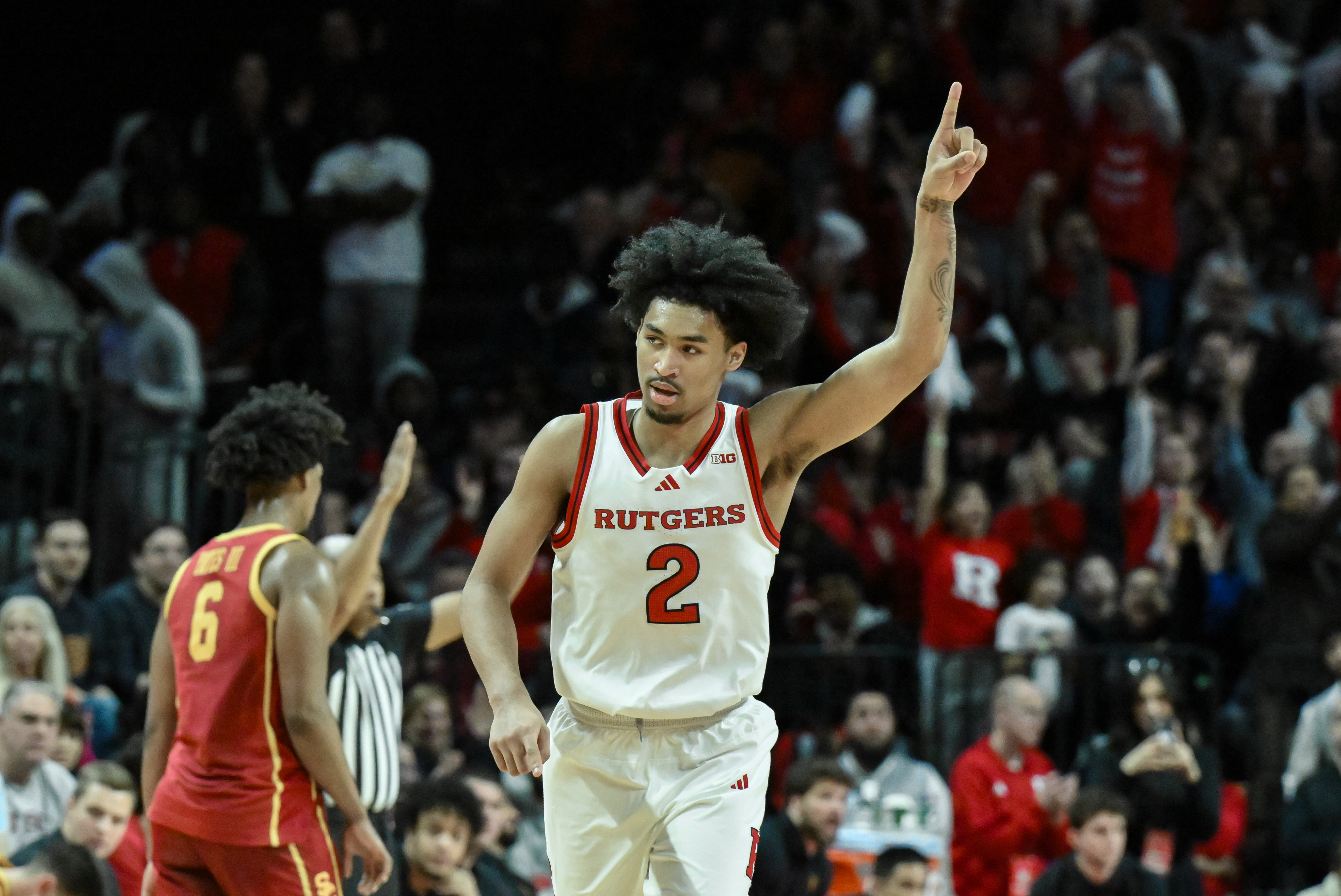 美记：马刺与迪伦·哈珀正式签订新秀合同，价值4年5610万