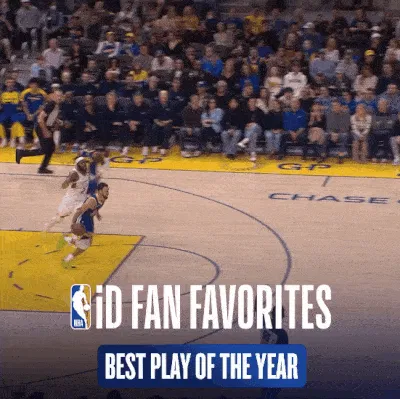 官方：库里背运过人高难度单手抛投打进，获评年度最佳回合